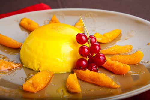 Panna-cotta-allo-zafferano-e-albicocche_2