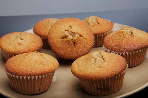 Muffins al caffe con cuore morbido di cioccolato fondente