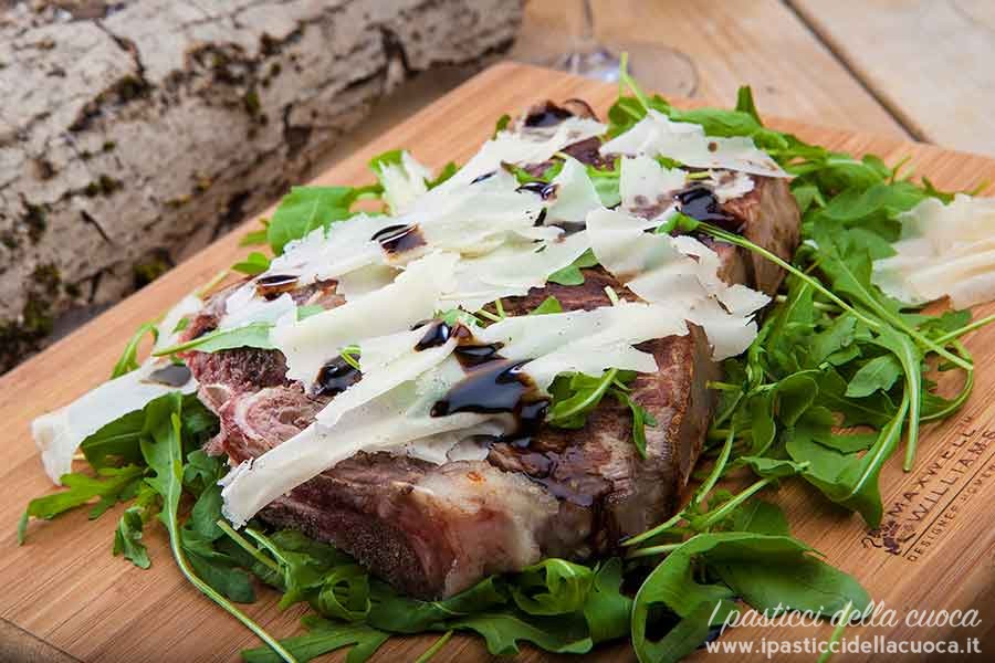 fiorentina-con-rucola-raspadura-glassa_2