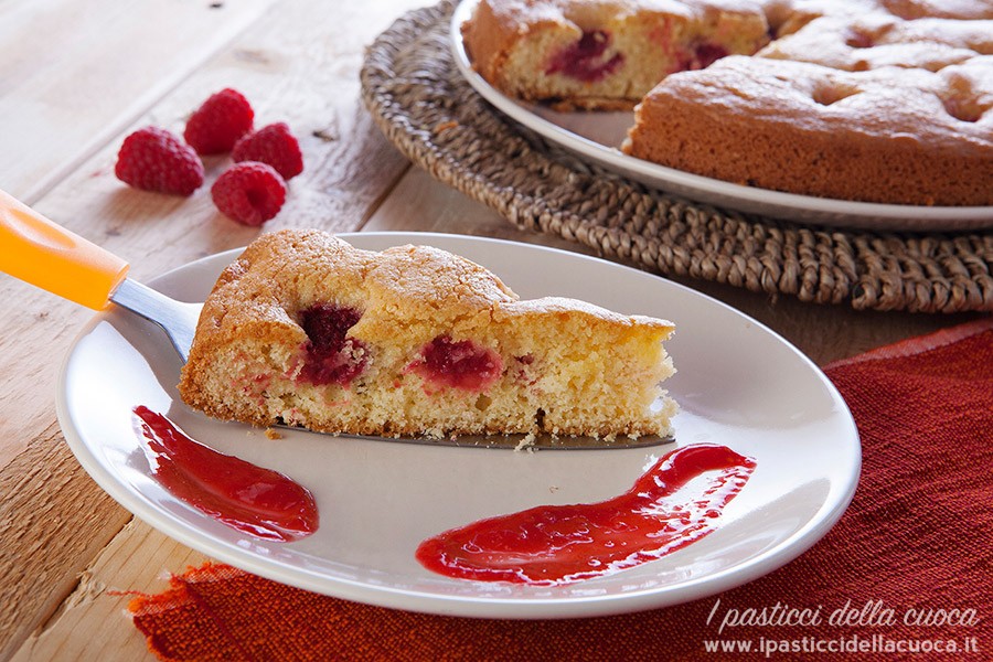 fetta-di-torta-ai-lamponi