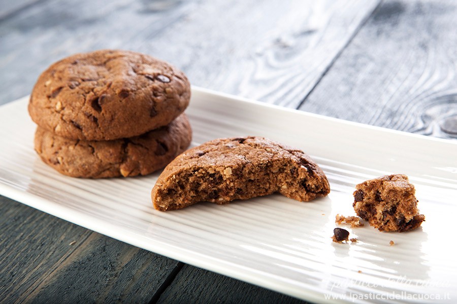 biscotti-con-gocce-di-cioccolato