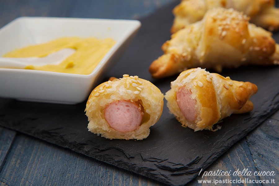 Mini-croissant-ai-wurstel