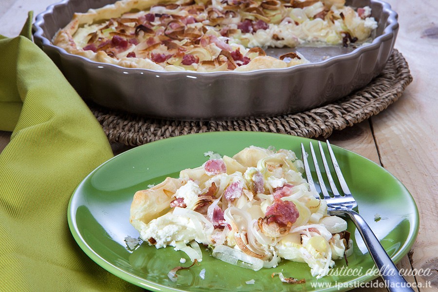 Torta-salata-con-porri,-pancetta-e-yogurt_2