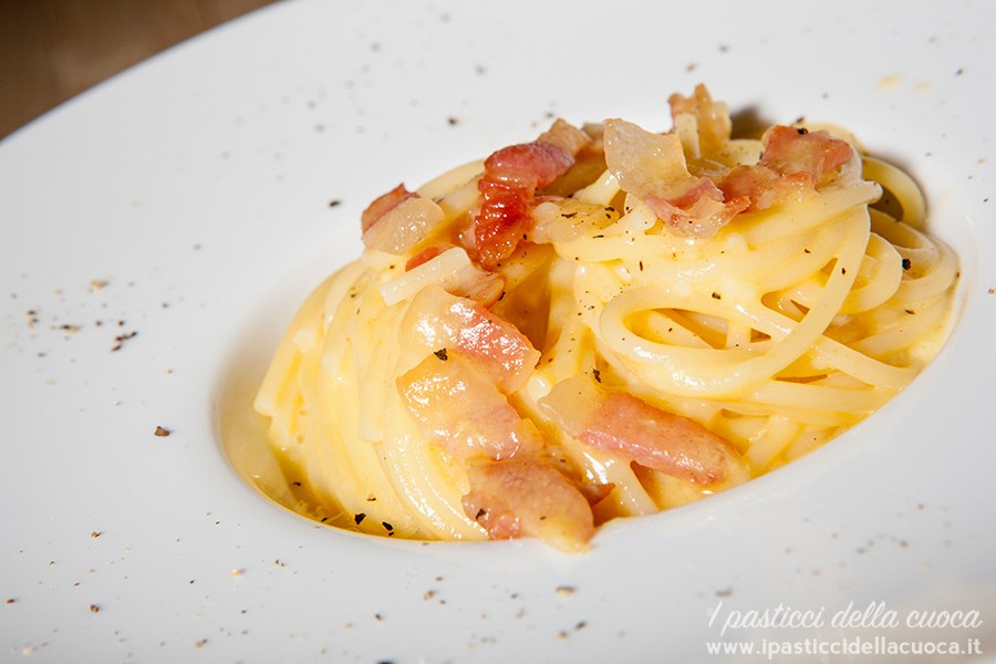 Spaghetti-alla-carbonara_1