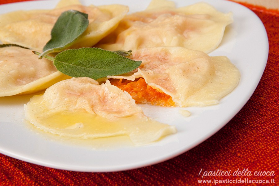 Tortelli-di-zucca-aperti
