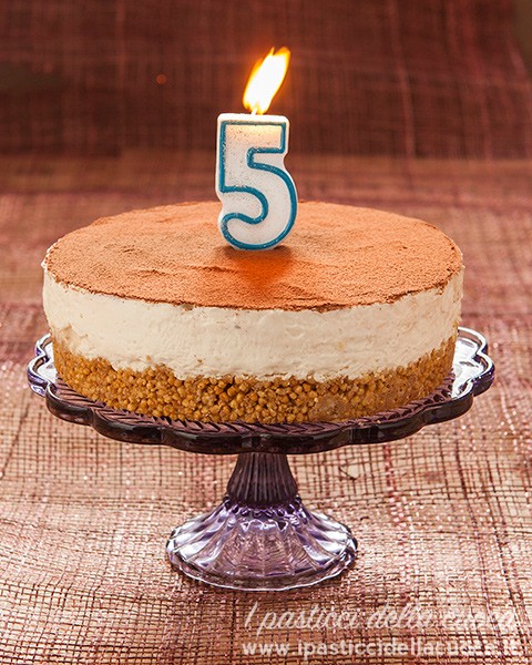 COMPLEANNO-5-ANNI_VERTICALE