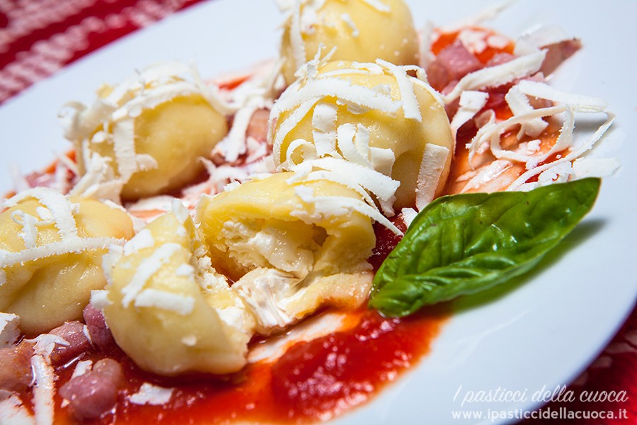 gnocchi-ripieni_gnocco-aperto