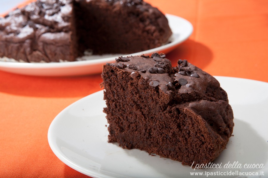 torta-di-albumi-al-cacao