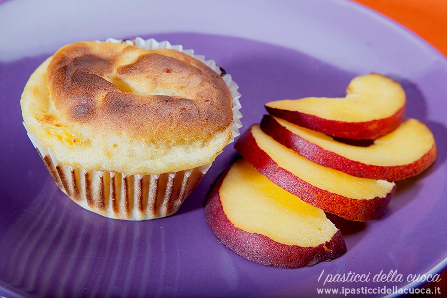 muffin-alle-pesche-fasullo-pure-lui
