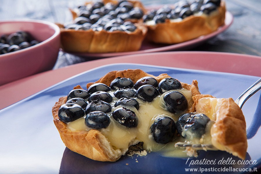 Crostatine-ai-mirtilli-in-evidenza