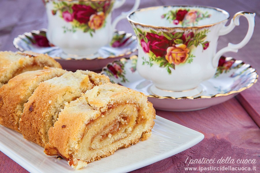 Rotolo-alla-rosa-canina_evidenza