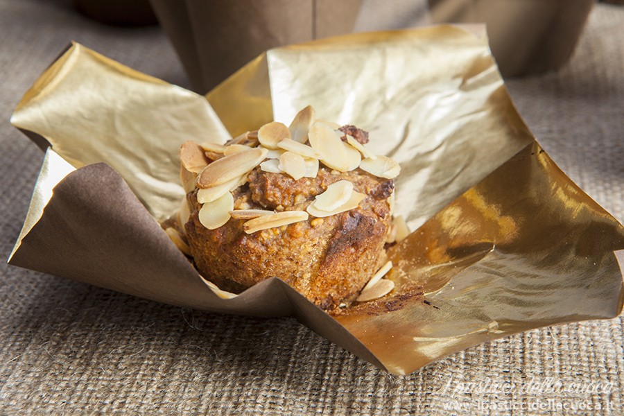 MUFFIN-UVETTA-E-ANACARDI_EVIDENZA
