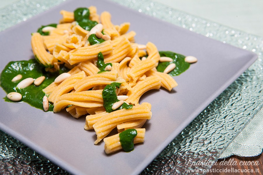 Torchietto-al-pisello-giallo-Amanda