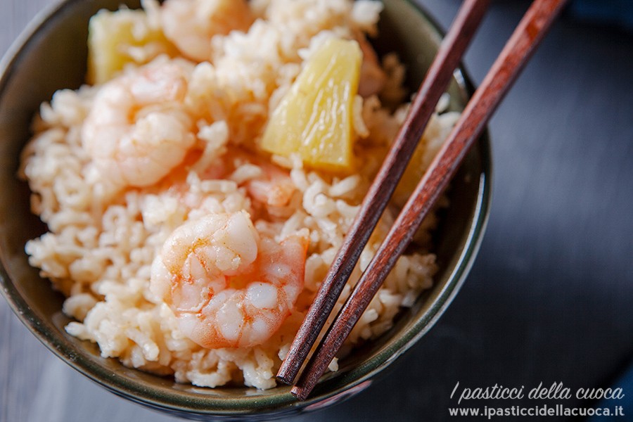 Riso-con-gamberi-e-ananas_dall alto