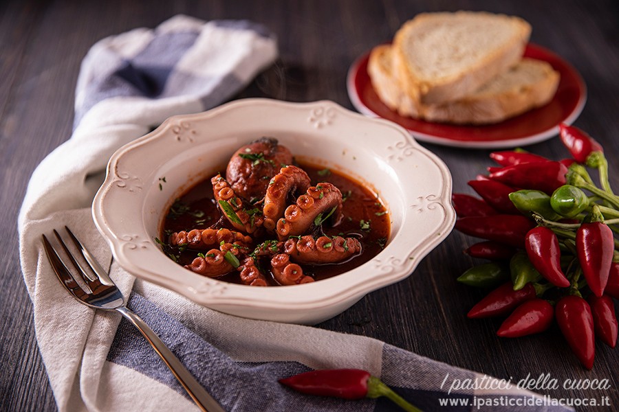 Moscardini-in-guazzetto_evidenza